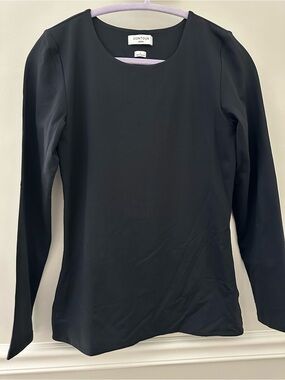 Aritzia Contour Black Long-Sleeve Scoop Neck Top Large